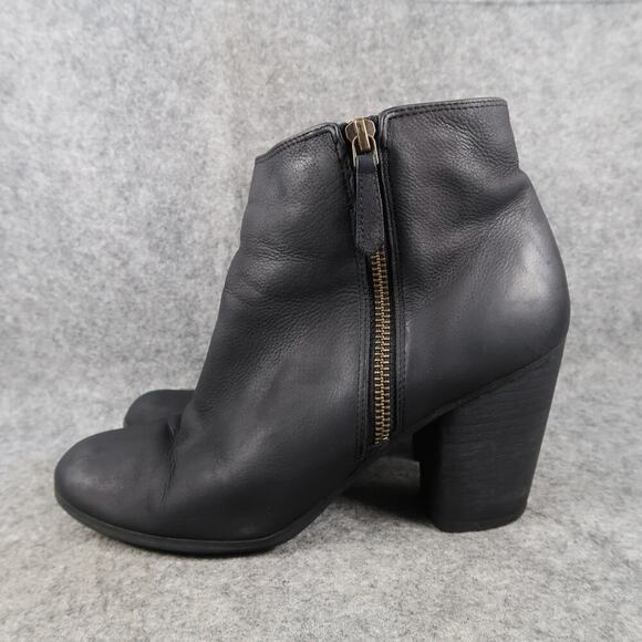 BP Shoes Womens 8.5 Booties Leather Block Heel Side Zip Black Round Toe Fashion - Picture 5 of 14
